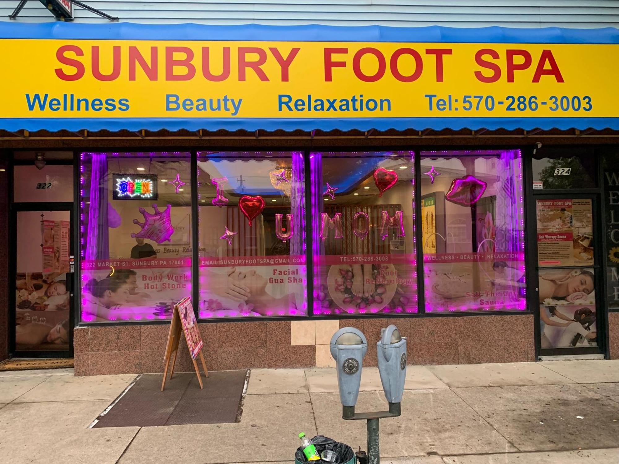 Sunny * Sunbury